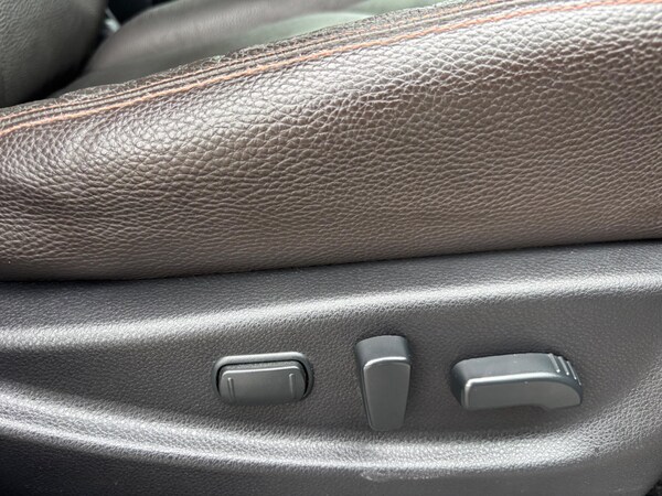 Used Nissan Elgrand 2021 for sale - 75808775: Photo 25