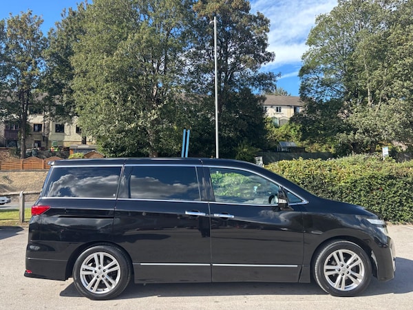Used Nissan Elgrand 2021 for sale - 75808775: Photo 4