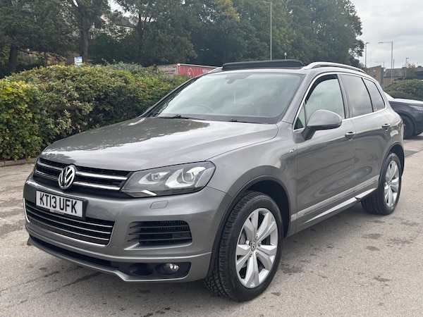 Used Volkswagen Touareg 2013 for sale - 76152627: Photo 1