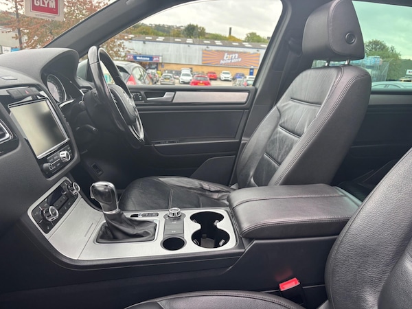 Used Volkswagen Touareg 2013 for sale - 76152627: Photo 31
