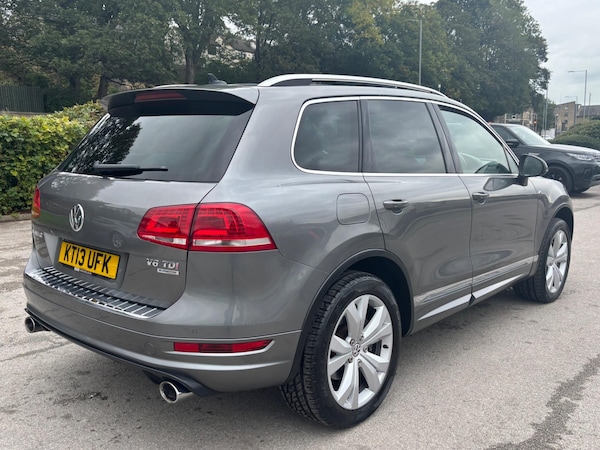 Used Volkswagen Touareg 2013 for sale - 76152627: Photo 9