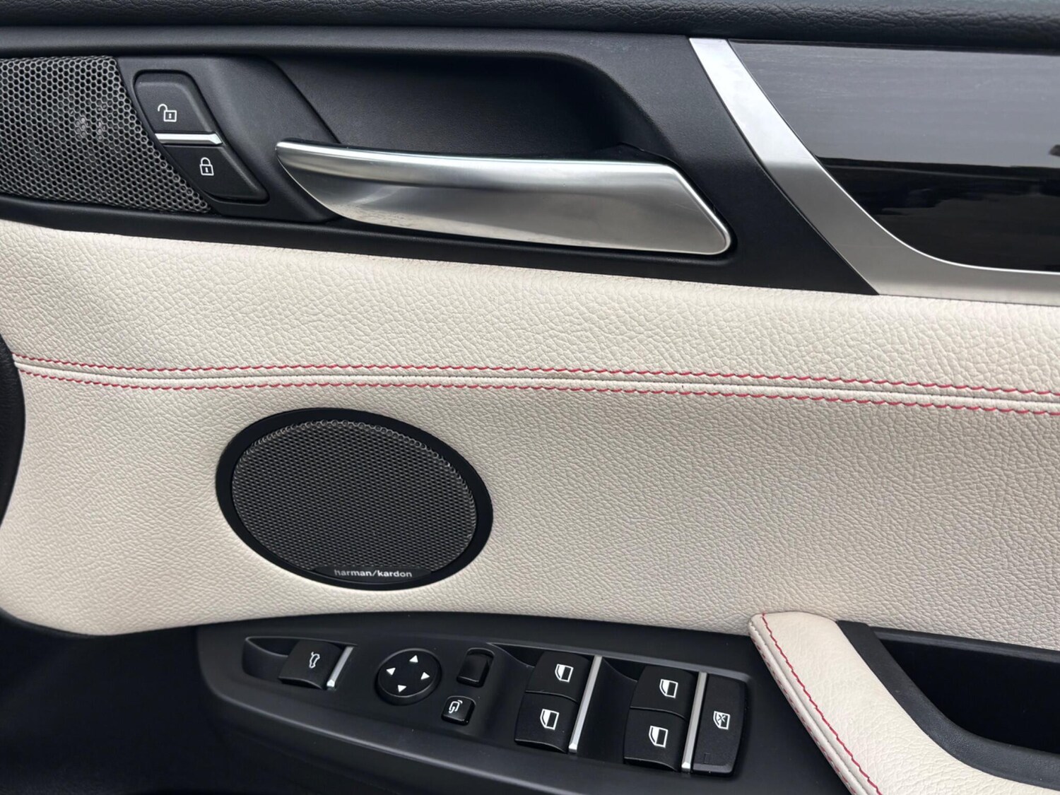 Used BMW X4 2016 for sale - 77456397: Photo 27