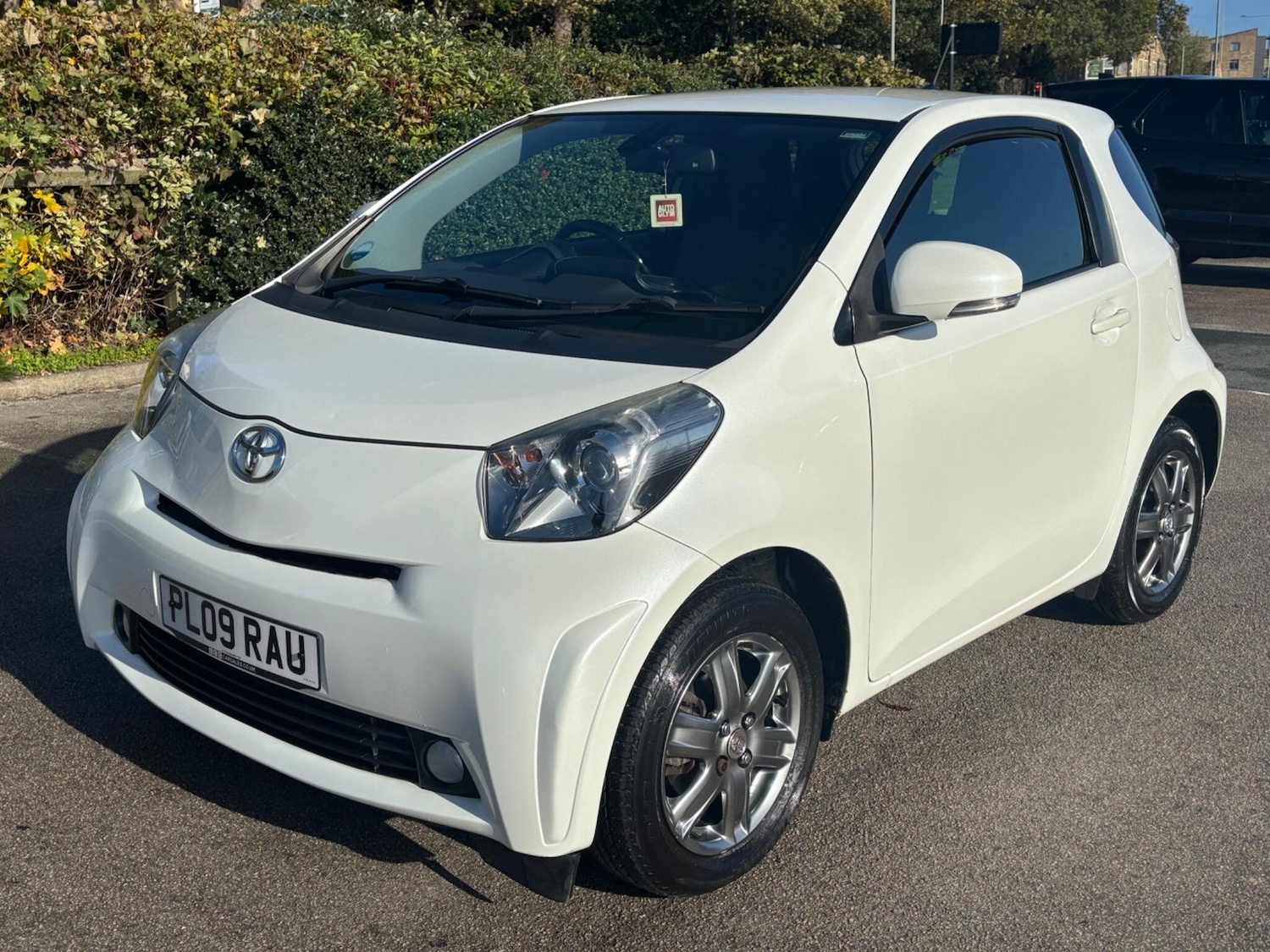 Used Toyota IQ 2009 for sale - 76380492: Photo 1