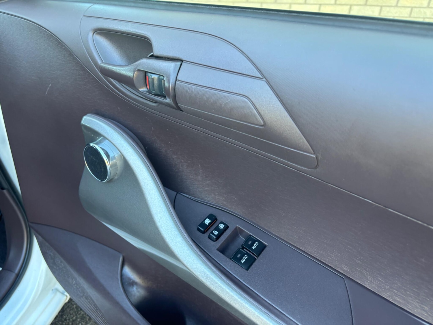 Used Toyota IQ 2009 for sale - 76380492: Photo 18