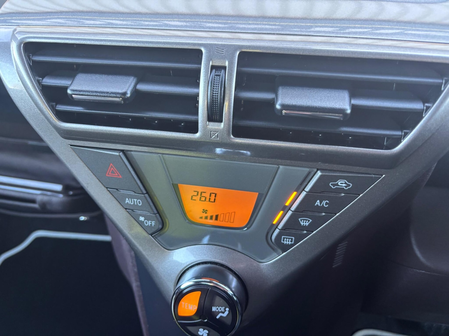 Used Toyota IQ 2009 for sale - 76380492: Photo 23