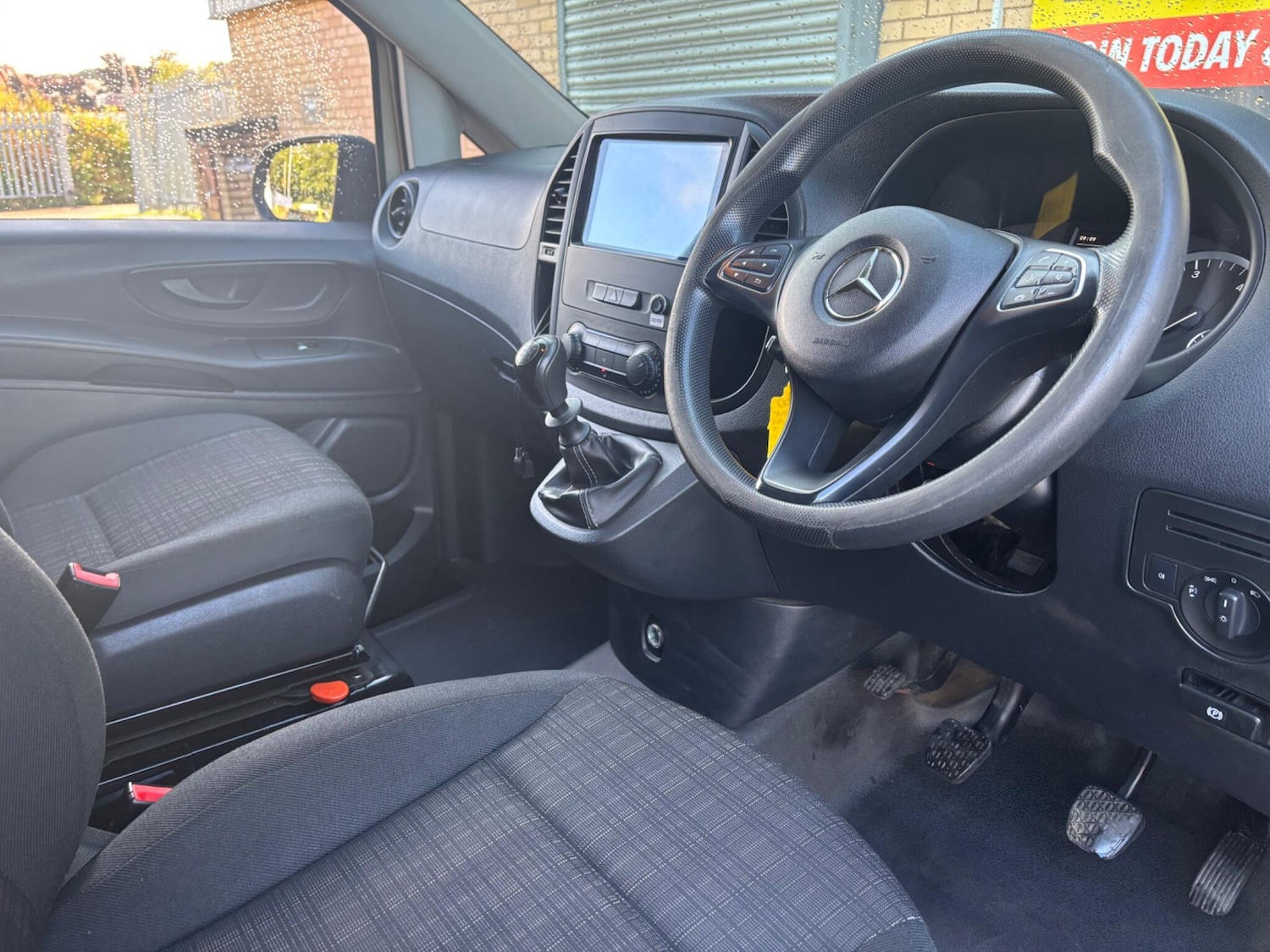 Used Mercedes-Benz Vito 2018 for sale - 76989189: Photo 30