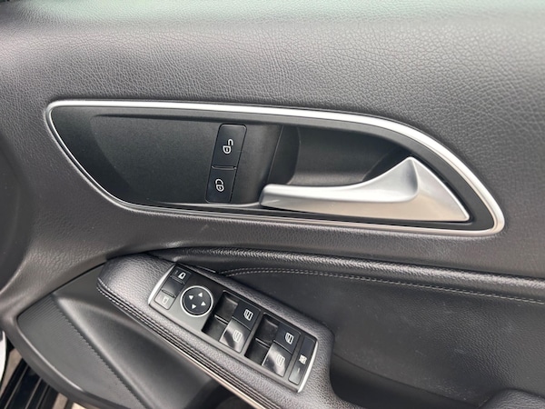 Used Mercedes-Benz A-Class 2017 for sale - 76259832: Photo 23