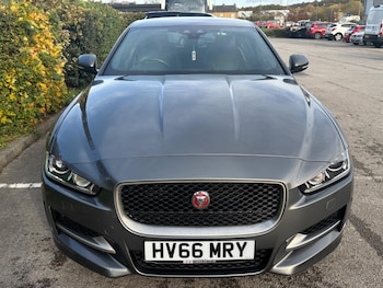 Used Jaguar XE 2016 for sale - 76409408: Photo