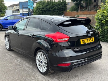 Used Ford Focus 2017 for sale - 78922951: Photo
