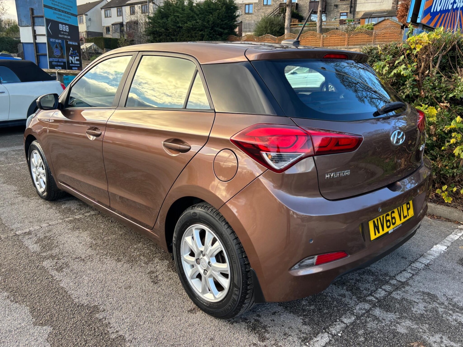 Used Hyundai i20 2017 for sale - 76702332: Photo 4