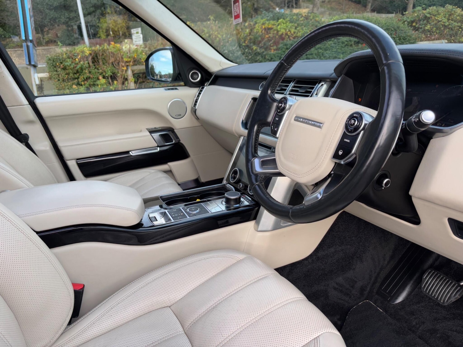 Used Land Rover Range Rover 2014 for sale - 76990693: Photo 16