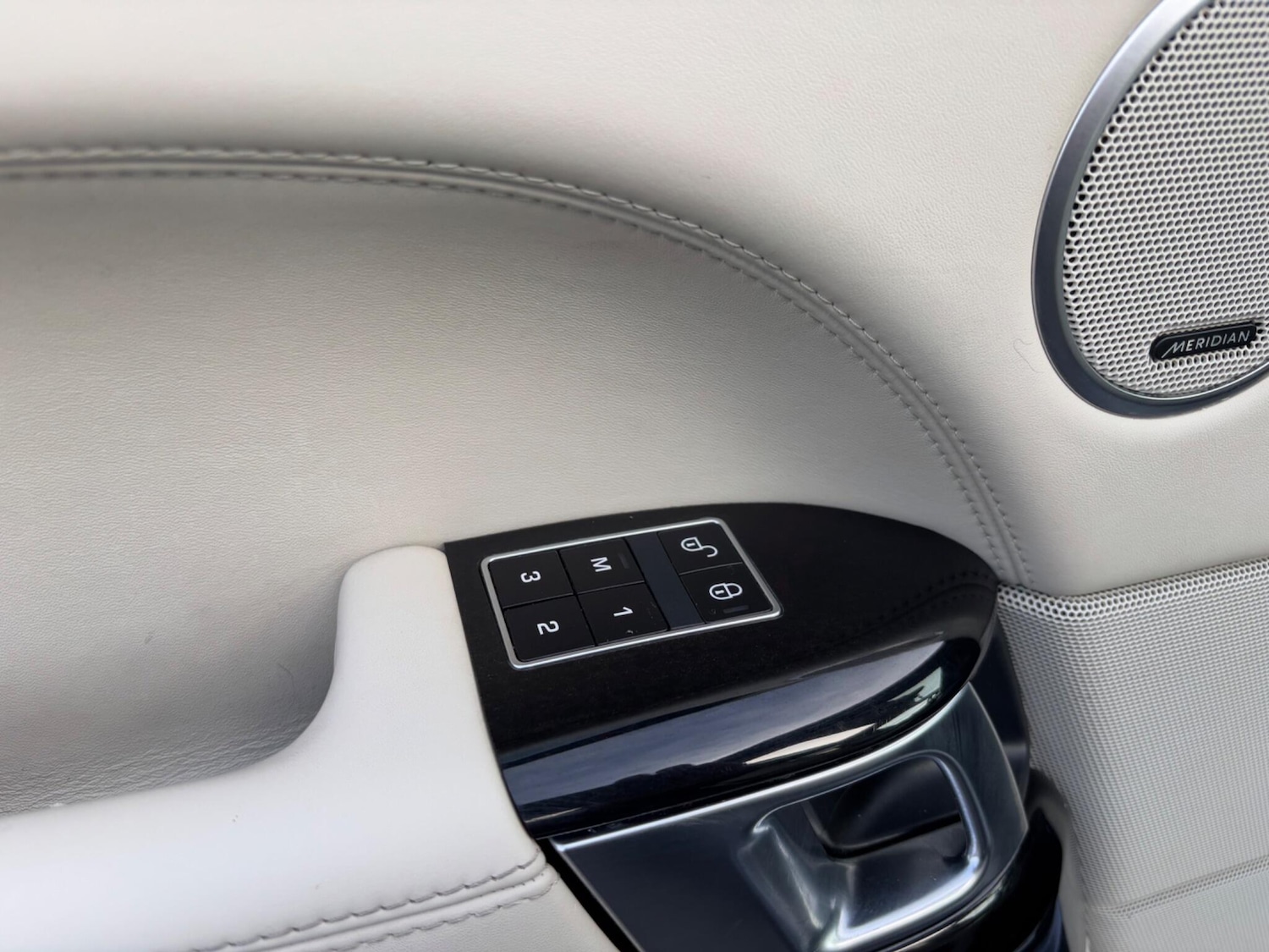 Used Land Rover Range Rover 2014 for sale - 76990693: Photo 28