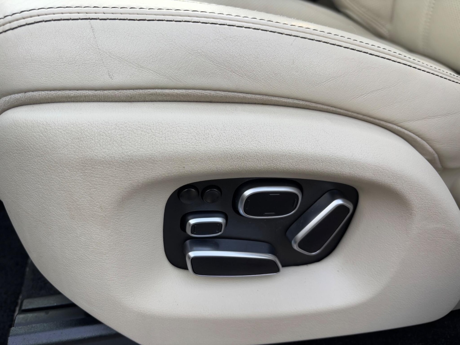 Used Land Rover Range Rover 2014 for sale - 76990693: Photo 30