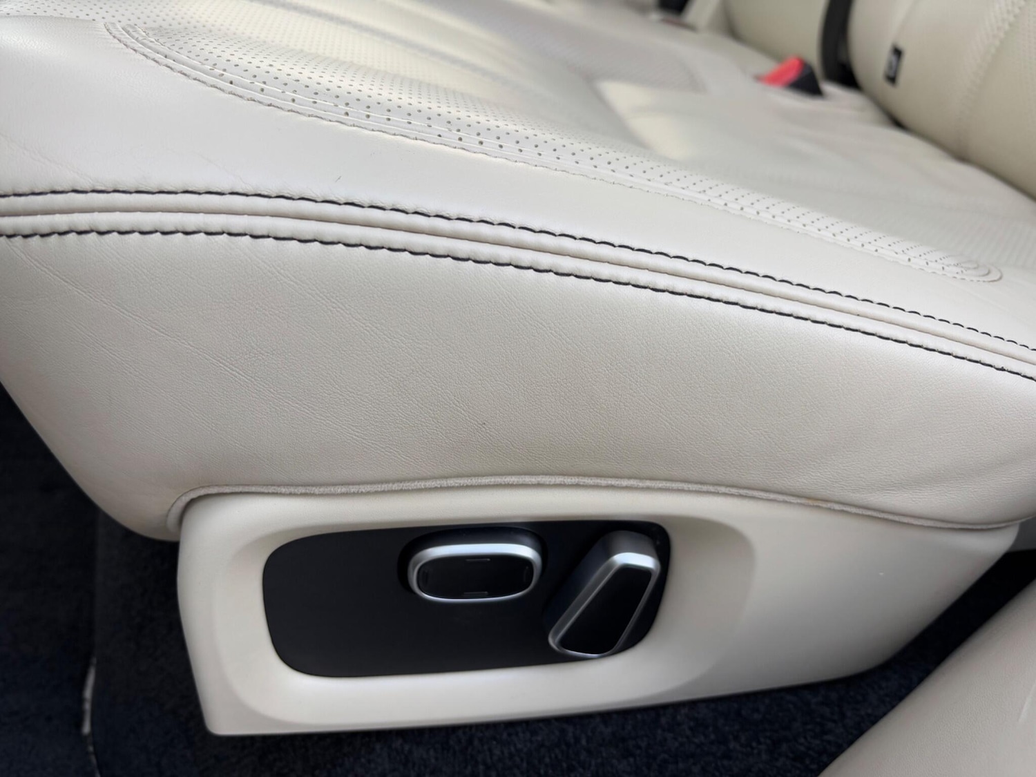 Used Land Rover Range Rover 2014 for sale - 76990693: Photo 31