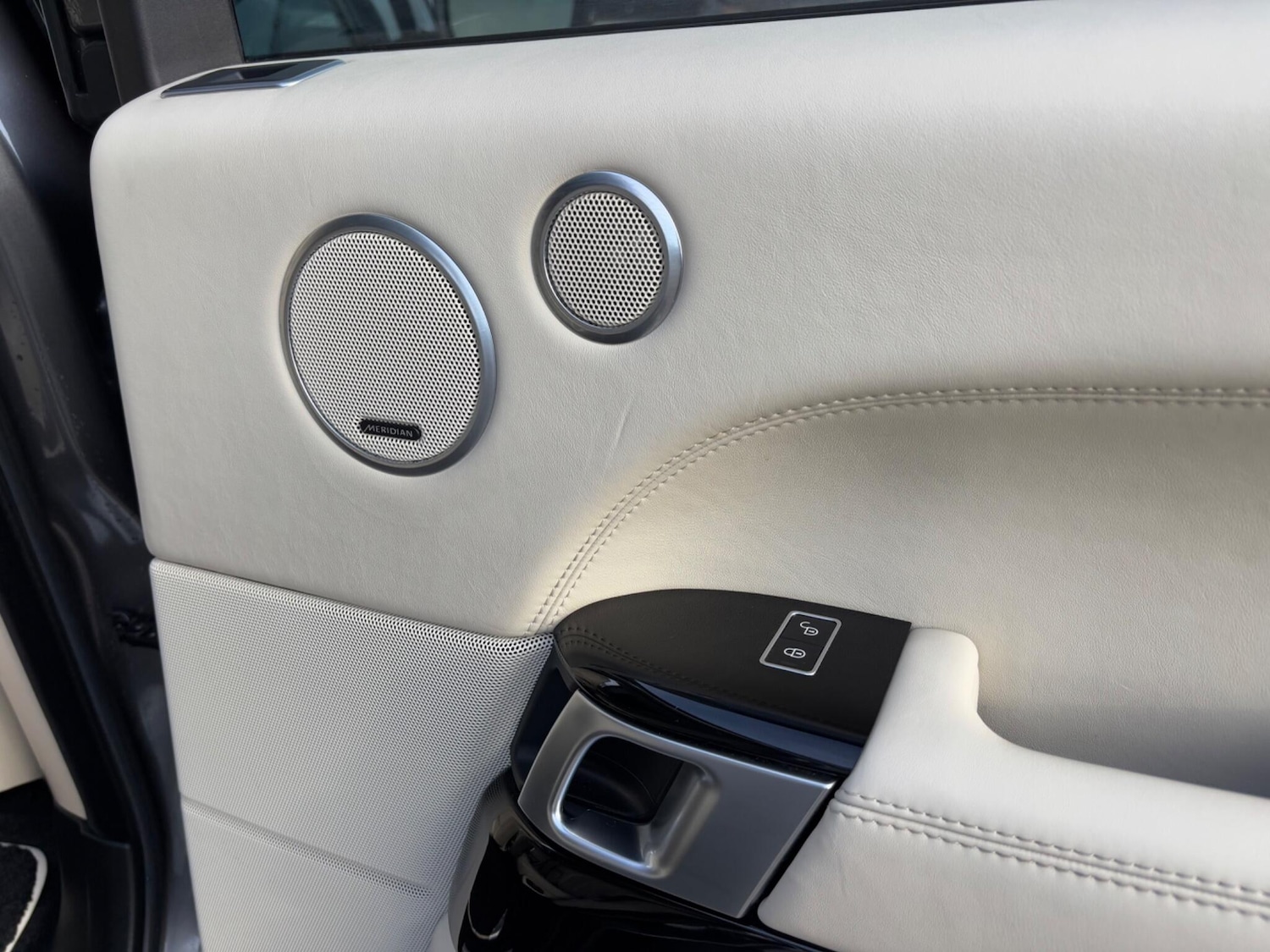 Used Land Rover Range Rover 2014 for sale - 76990693: Photo 33