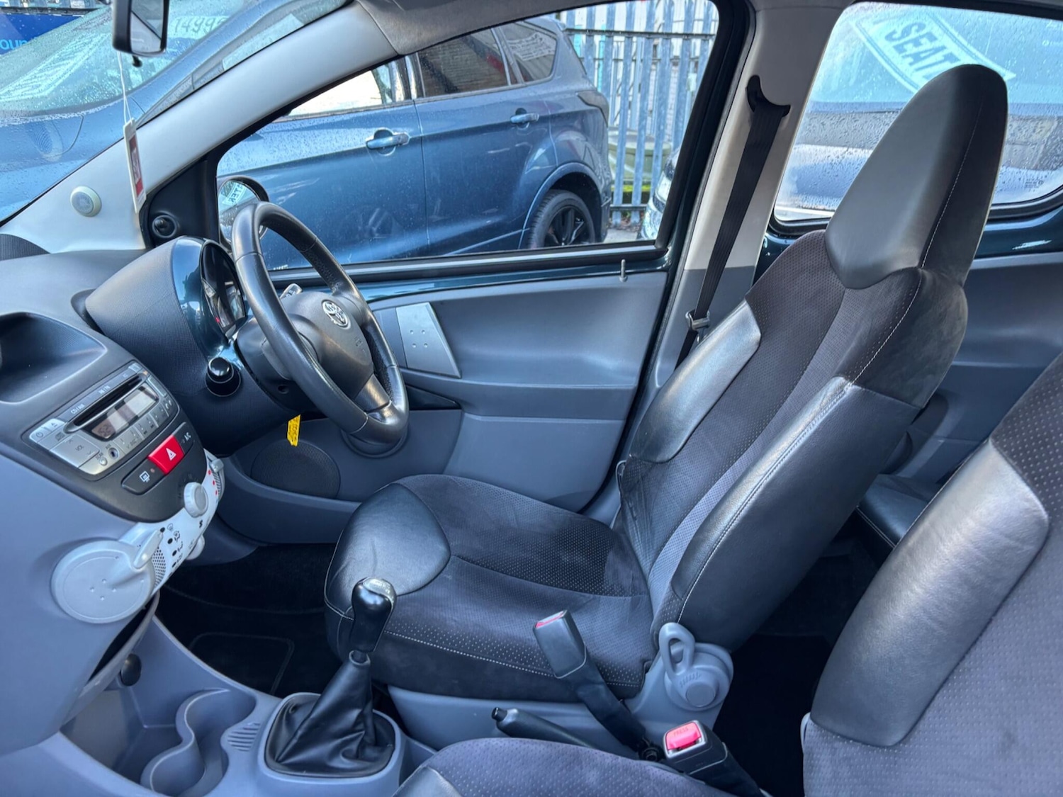 Used Toyota AYGO 2012 for sale - 76688735: Photo 12