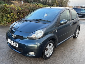 2012 (61) - 1.0 VVT-i Ice 5dr