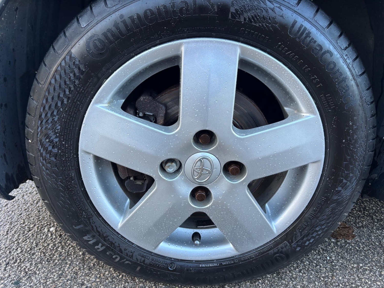 Used Toyota AYGO 2012 for sale - 76688735: Photo 9