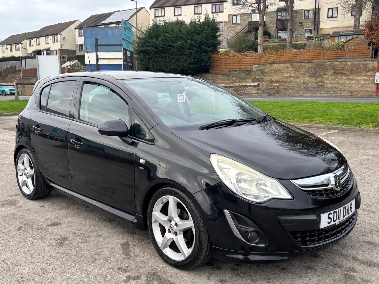 Used Vauxhall Corsa 2011 for sale - 77073980: Photo 3