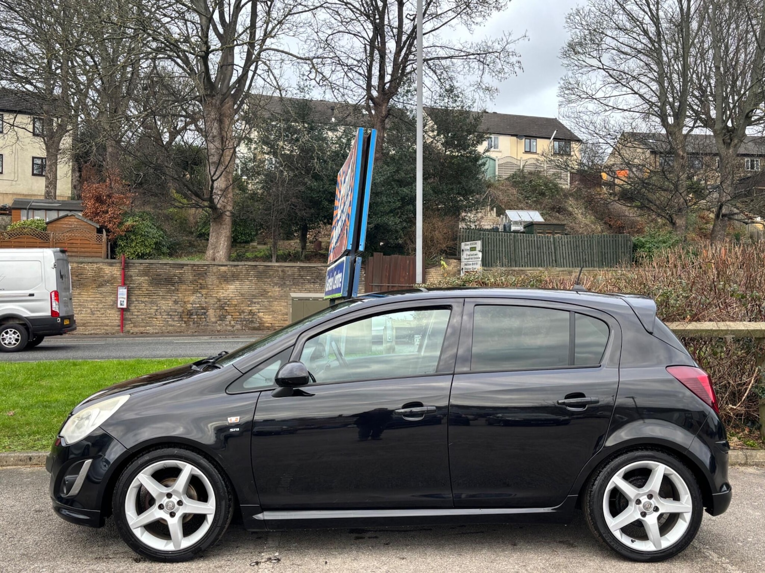 Used Vauxhall Corsa 2011 for sale - 77073980: Photo 5