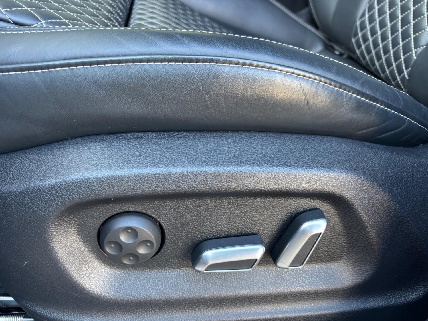 Used Audi Q5 2016 for sale - 76989529: Photo 25