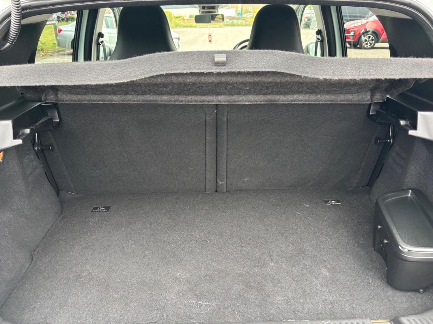 Vehicle 29