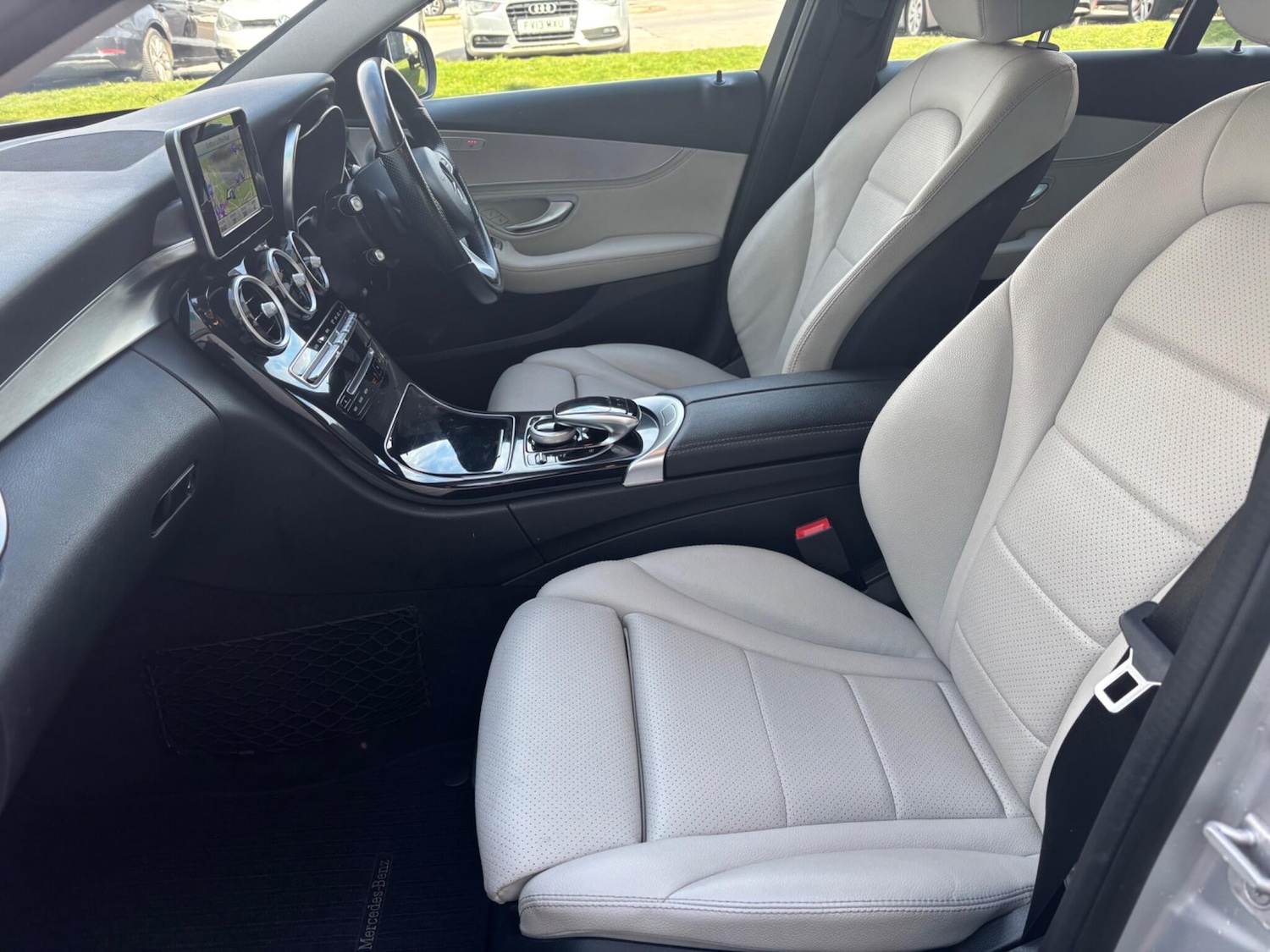 Used Mercedes-Benz C Class 2015 for sale - 77993403: Photo 14