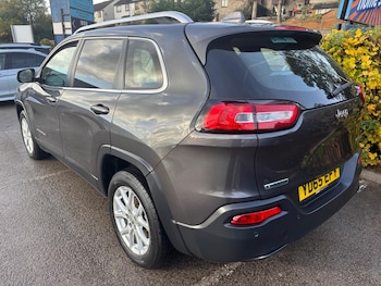 Used Jeep Cherokee 2015 for sale - 76422949: Photo