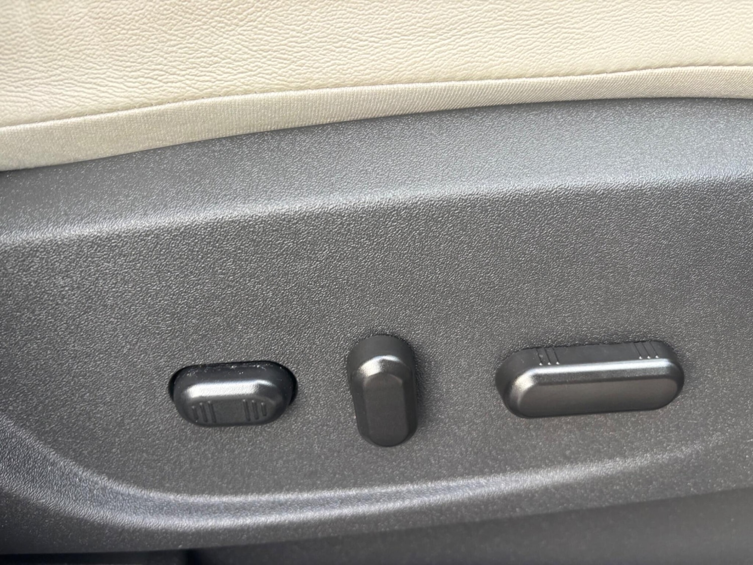 Used Ford Kuga 2018 for sale - 76727321: Photo 23