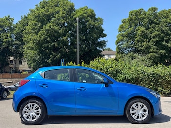 Used Mazda Mazda2 2016 for sale - 79011880: Photo
