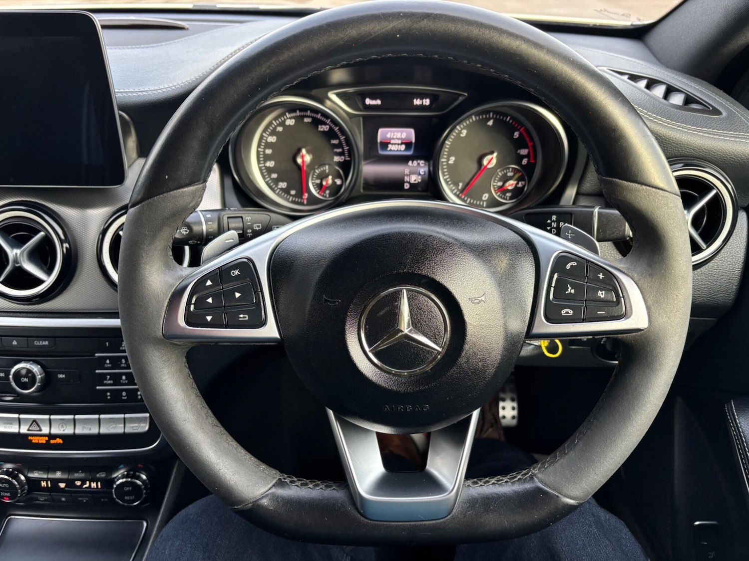 Used Mercedes-Benz GLA for sale - 77216063: Photo 27