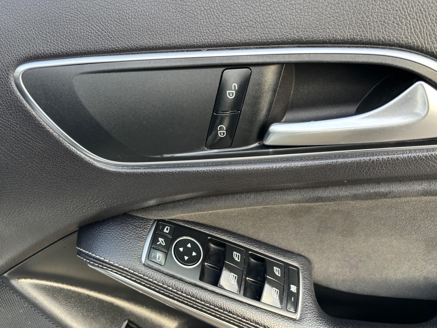 Used Mercedes-Benz GLA for sale - 77216063: Photo 28