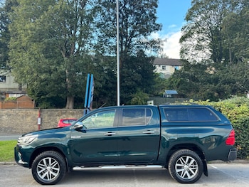 Used Toyota Hilux 2017 for sale - 76032380: Photo