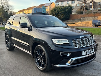 Used Jeep Grand Cherokee 2017 for sale - 77131204: Photo
