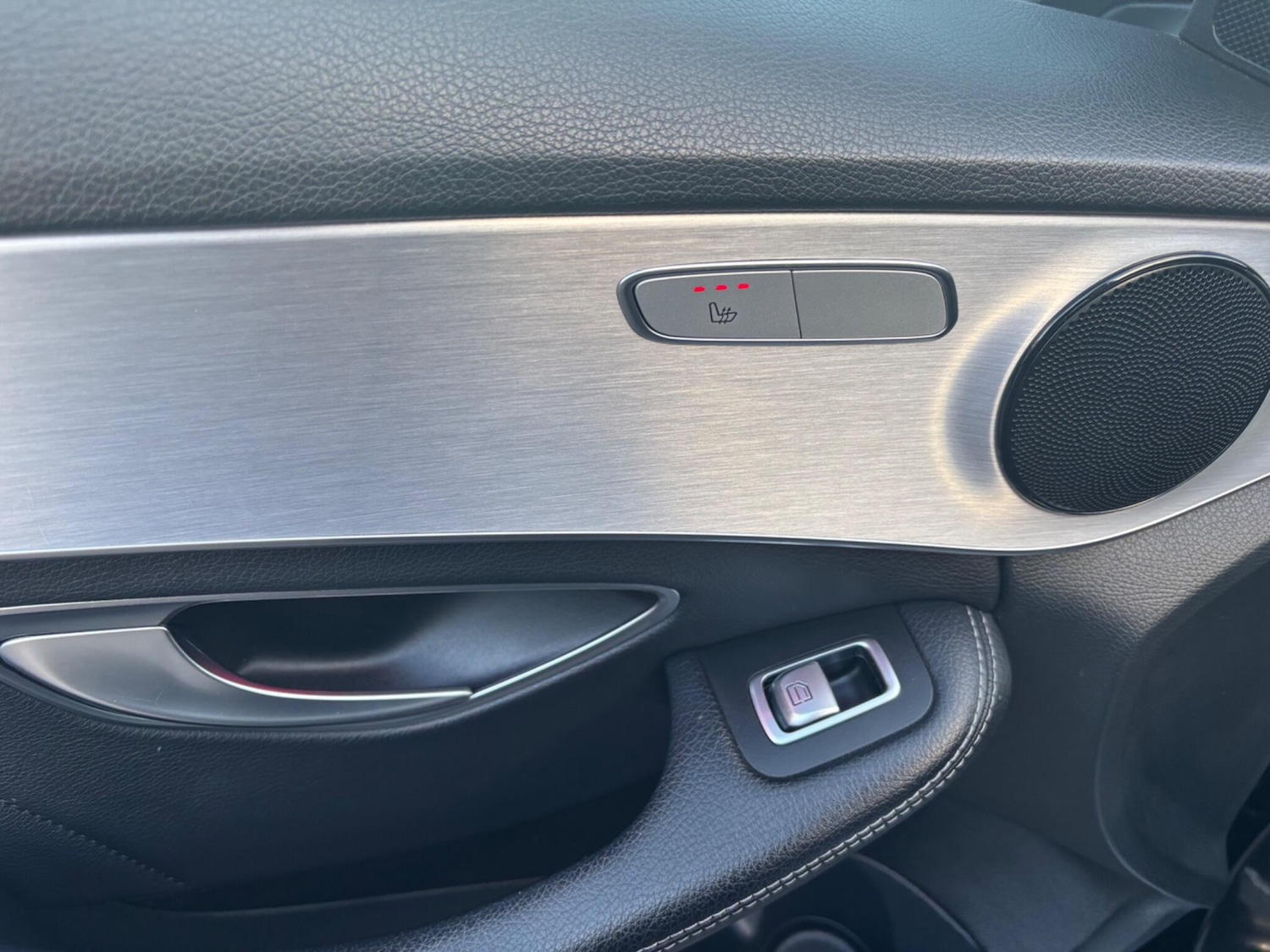 Used Mercedes-Benz C Class 2019 for sale - 76423525: Photo 12