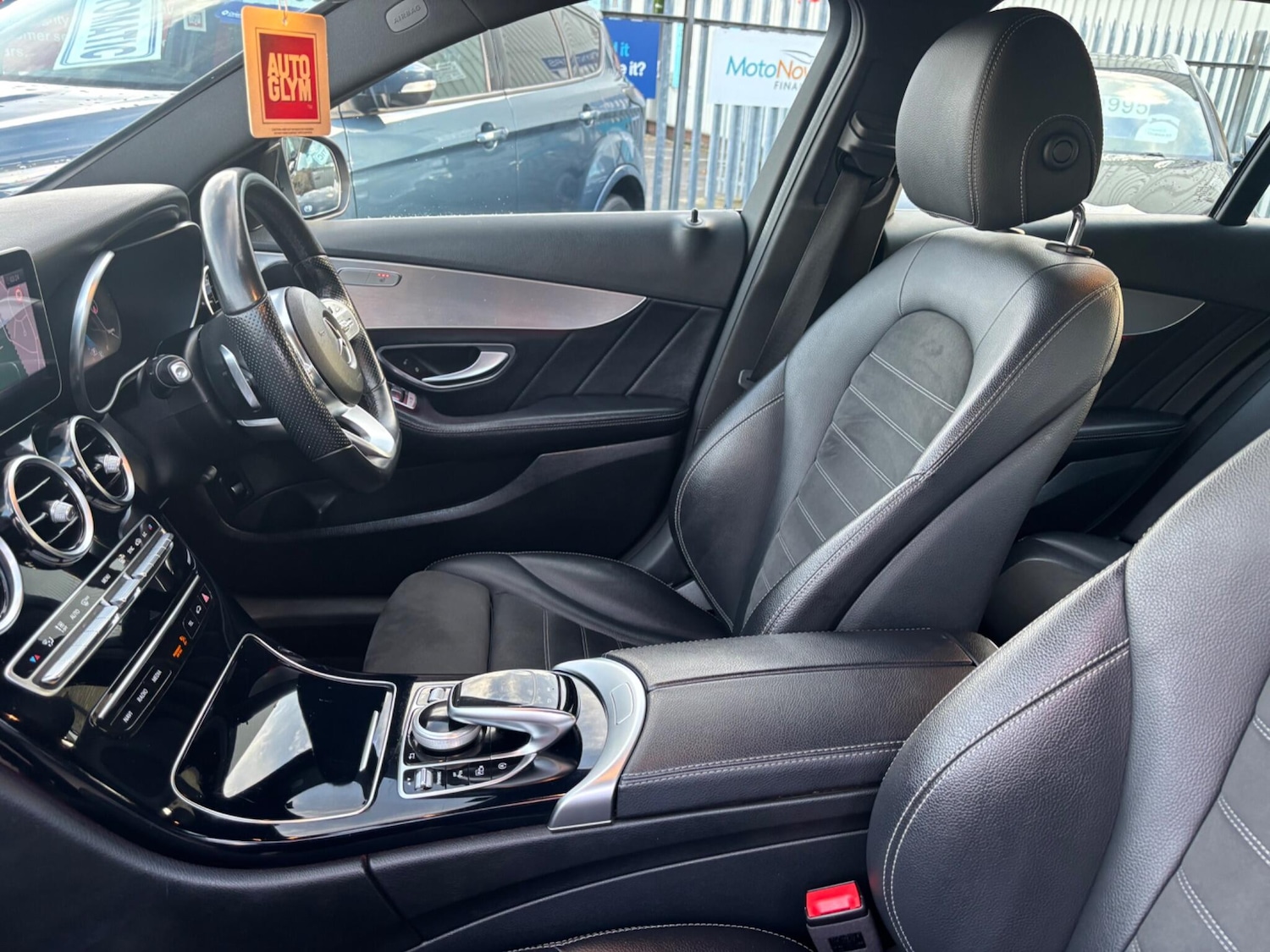 Used Mercedes-Benz C Class 2019 for sale - 76423525: Photo 26