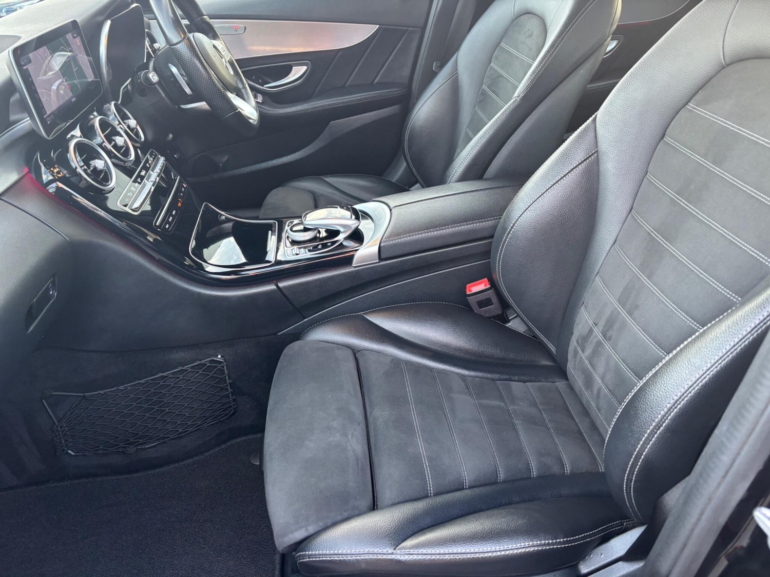 Used Mercedes-Benz C Class 2019 for sale - 76423525: Photo 27