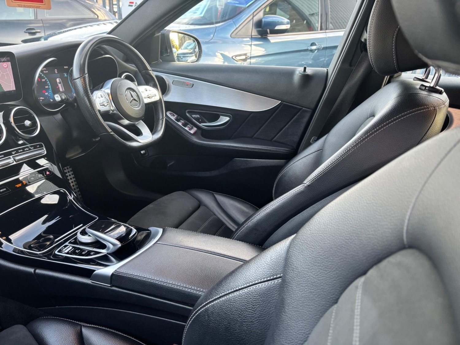 Used Mercedes-Benz C Class 2019 for sale - 76423525: Photo 28