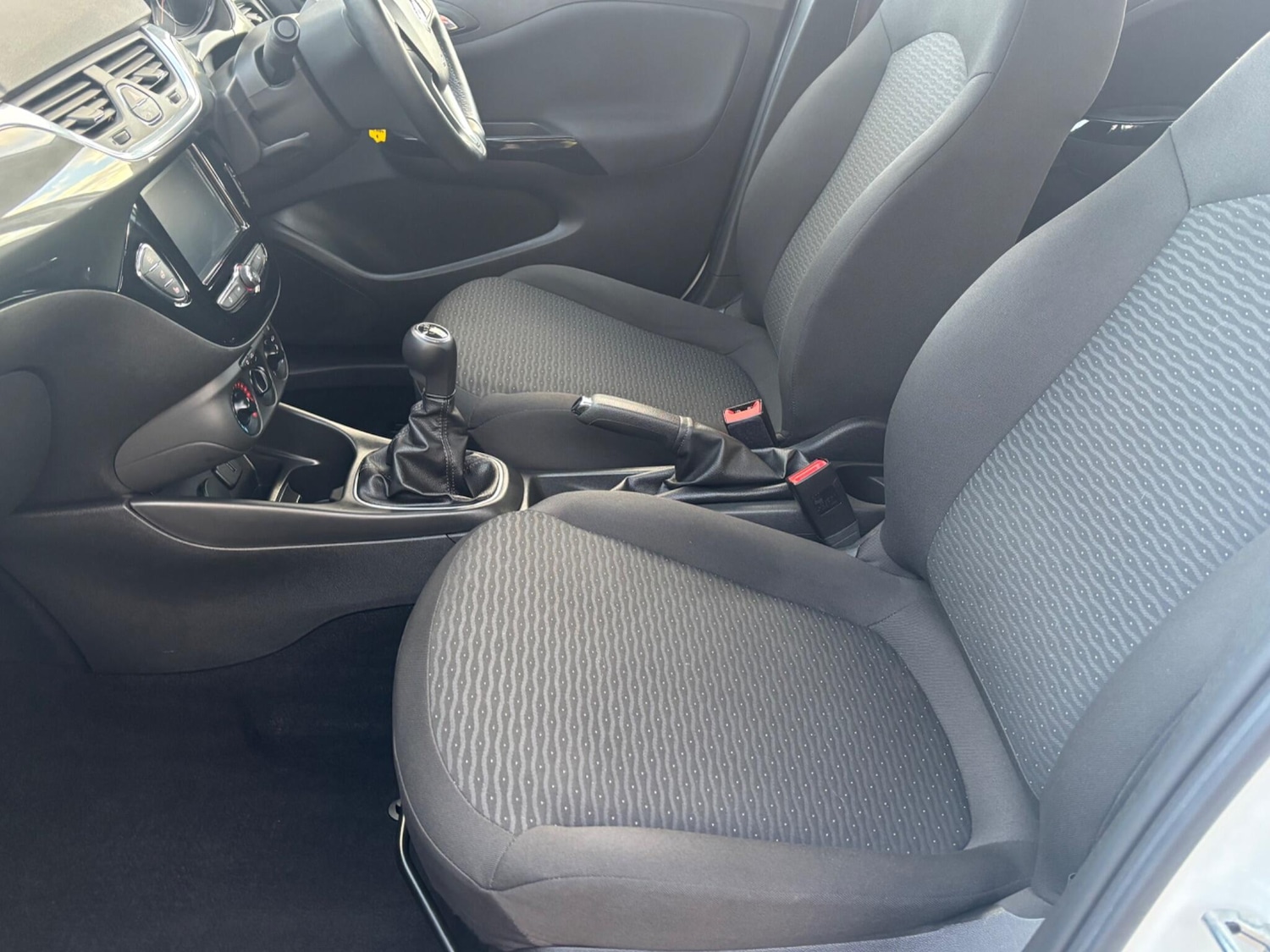 Used Vauxhall Corsa 2016 for sale - 76898513: Photo 24