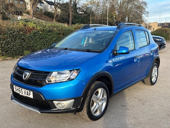 Used Dacia Sandero Stepway 2015 for sale - 76658672: Photo