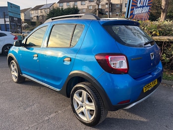 Used Dacia Sandero Stepway 2015 for sale - 76658672: Photo