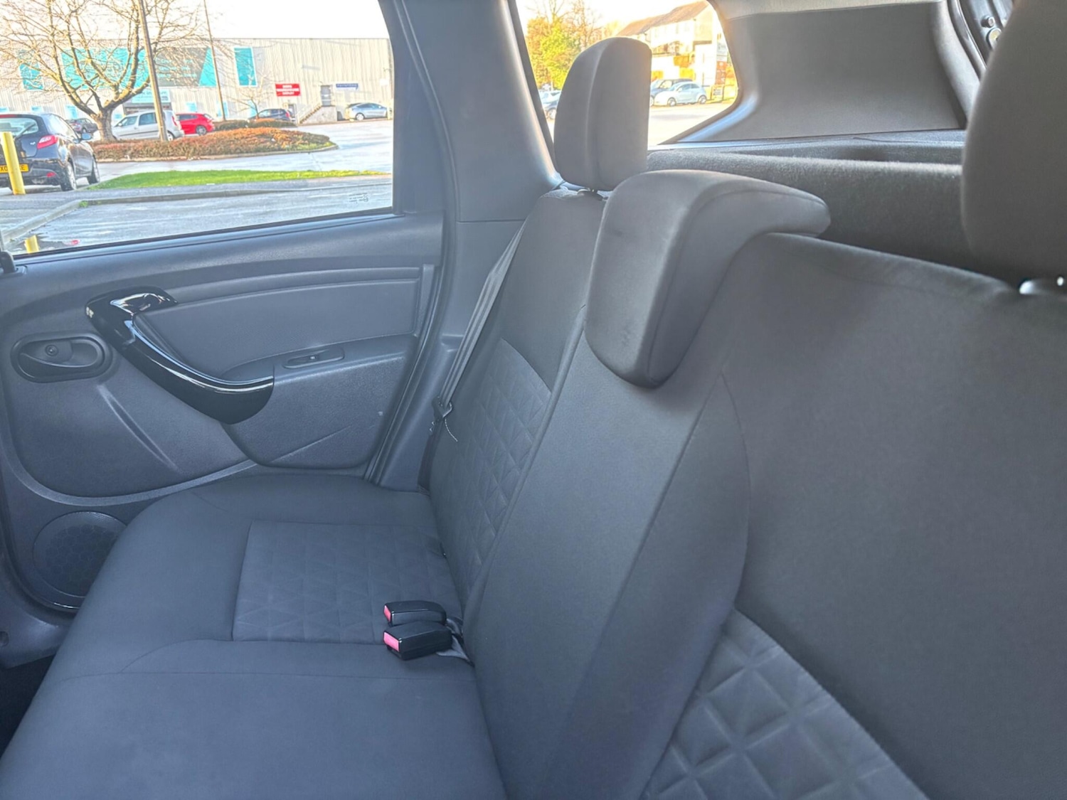 Used Dacia Duster 2015 for sale - 76898666: Photo 11