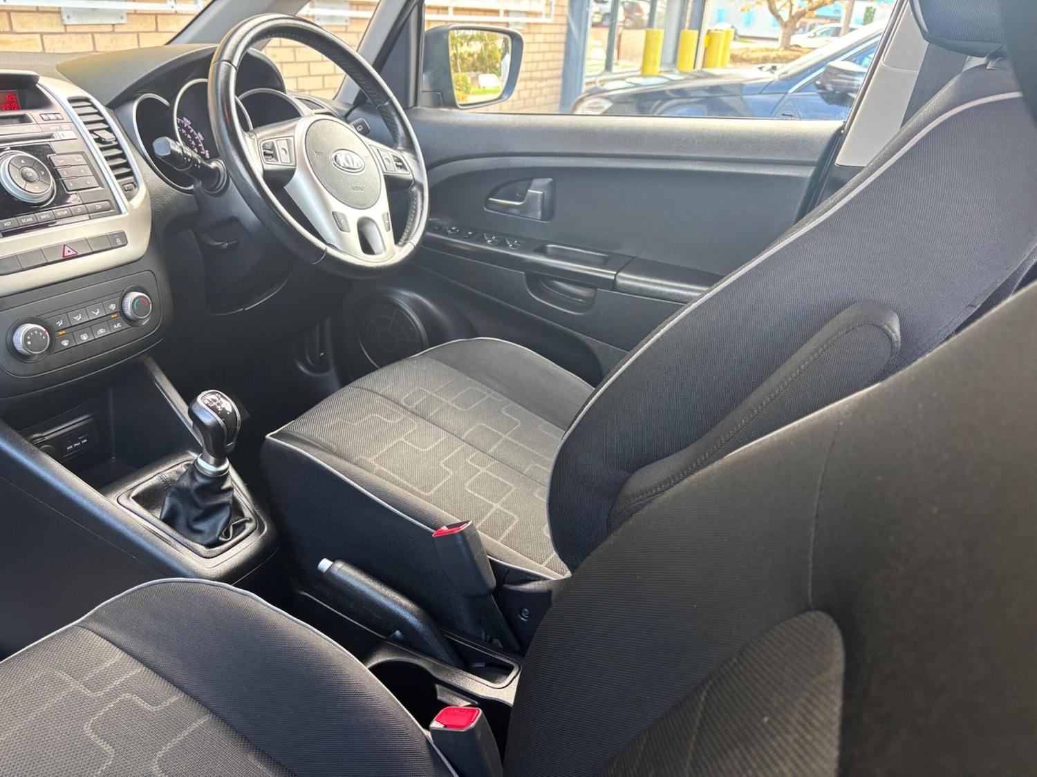 Used Kia Venga 2016 for sale - 76327150: Photo 16