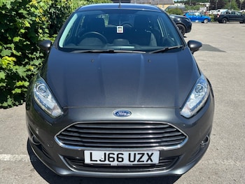 Used Ford Fiesta 2016 for sale - 78759804: Photo