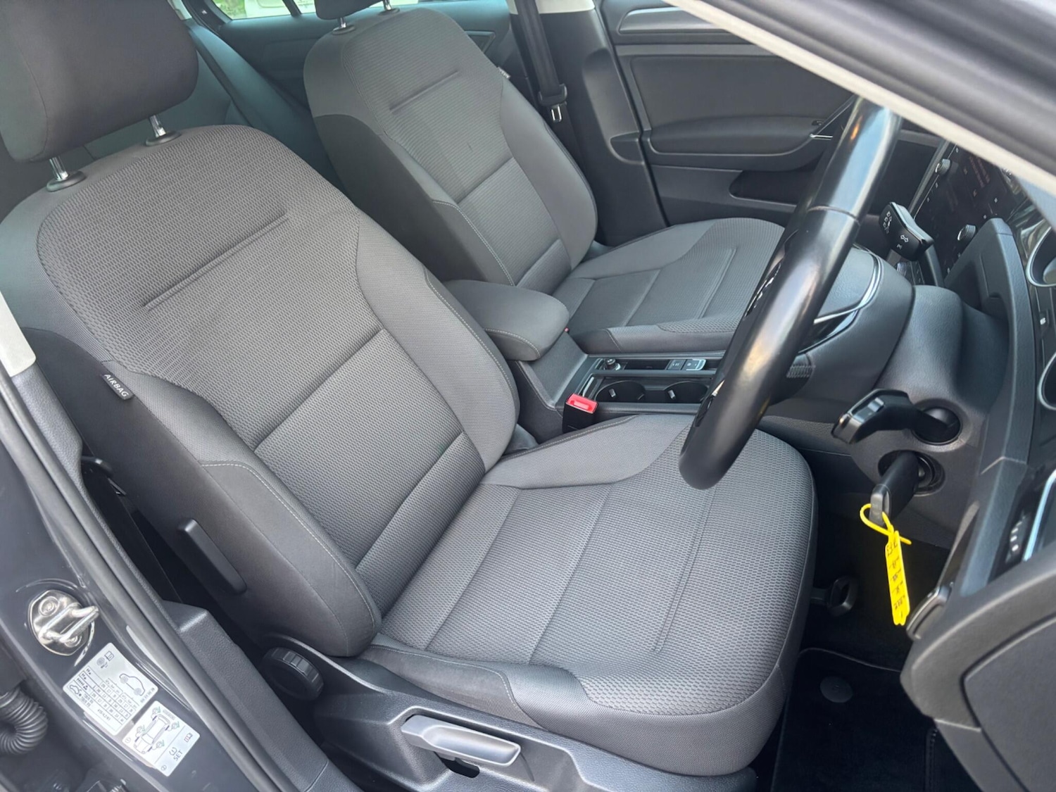 Used Volkswagen Golf 2019 for sale - 76899570: Photo 10