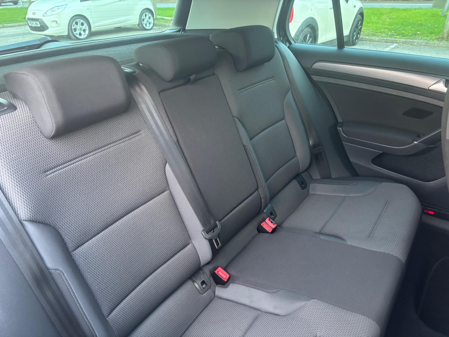 Used Volkswagen Golf 2019 for sale - 76899570: Photo 14