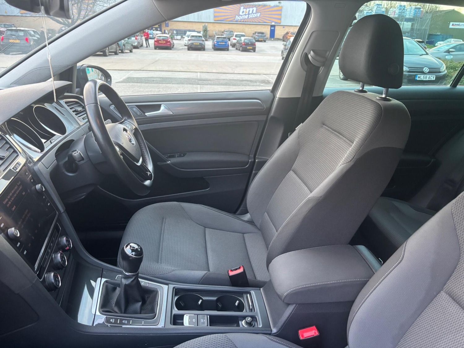 Used Volkswagen Golf 2019 for sale - 76899570: Photo 34