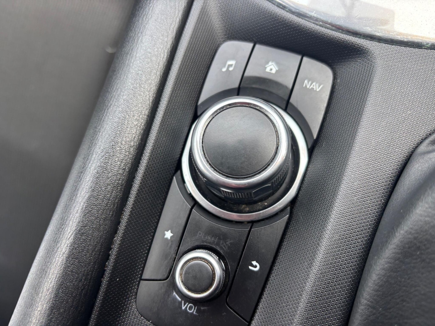 Used Mazda MX-5 2017 for sale - 77074638: Photo 13