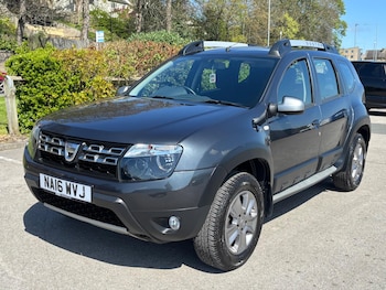 Used Dacia Duster 2016 for sale - 78763457: Photo