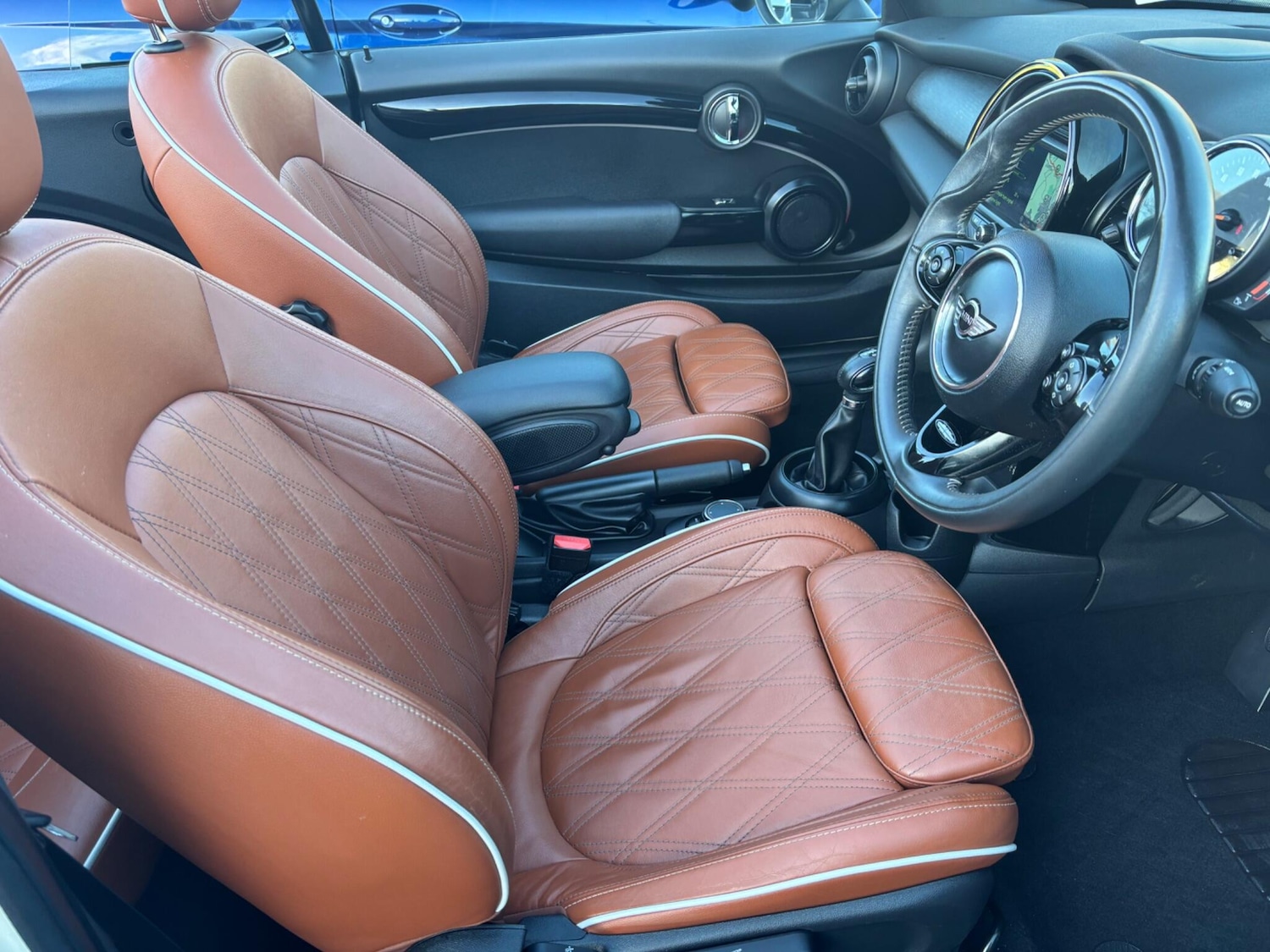 Used MINI Convertible 2018 for sale - 77166798: Photo 12